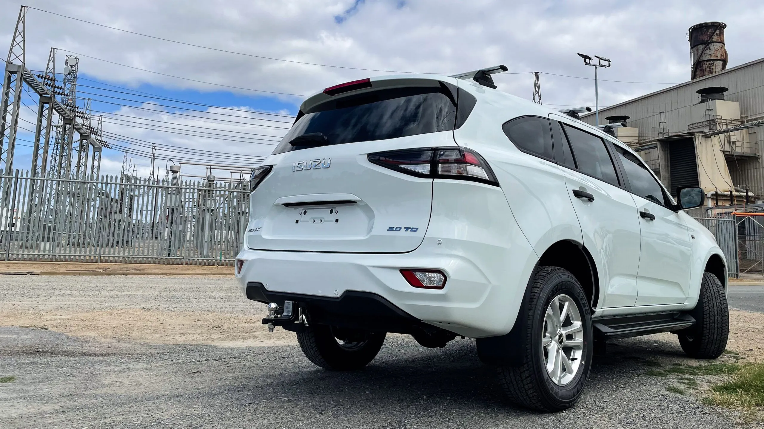 KRS Roof Rack Isuzu MUX back view