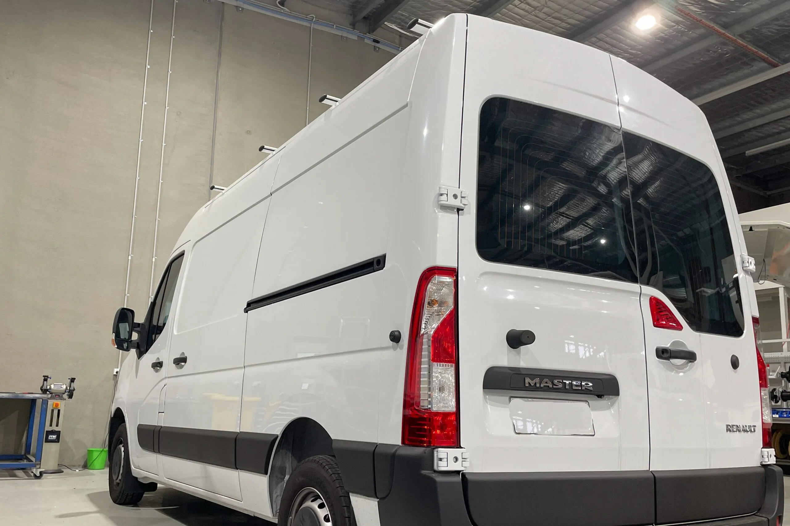 KRS Renault Master Roof racks