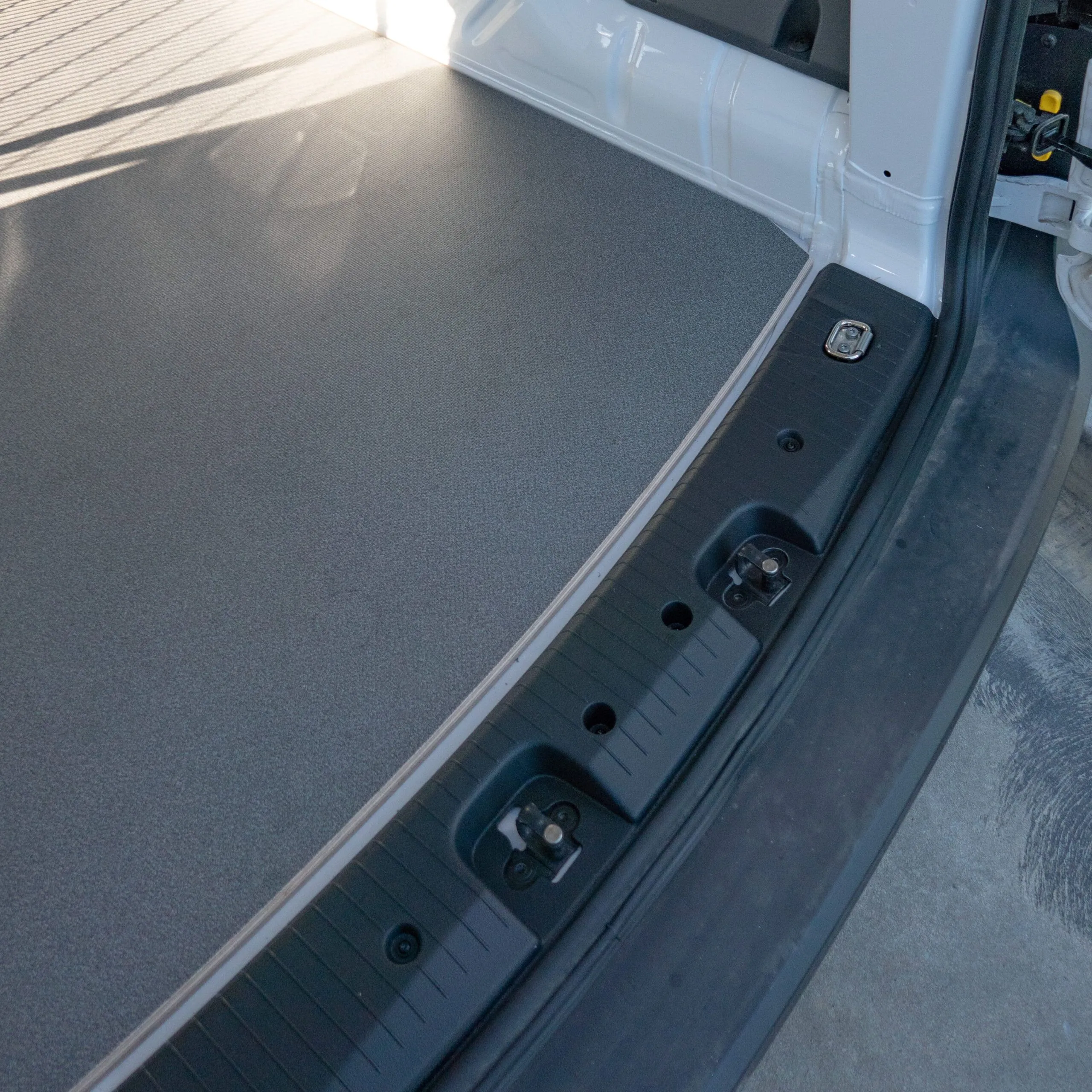 VW Caddy Cargo MY21+ van Flooring back view