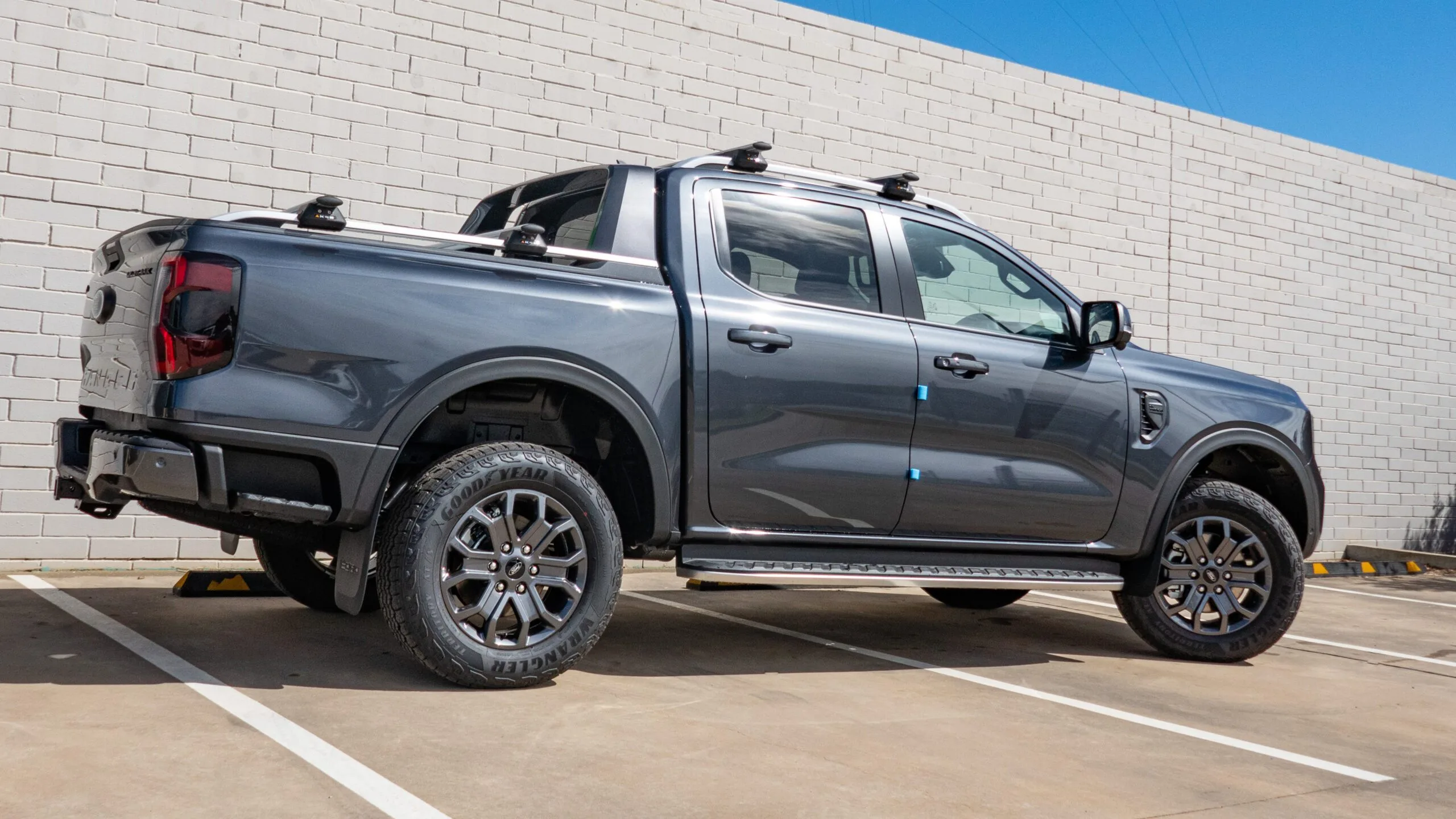Ford Ranger Tub Box Rails MY22+ Roof Racks - Image 9