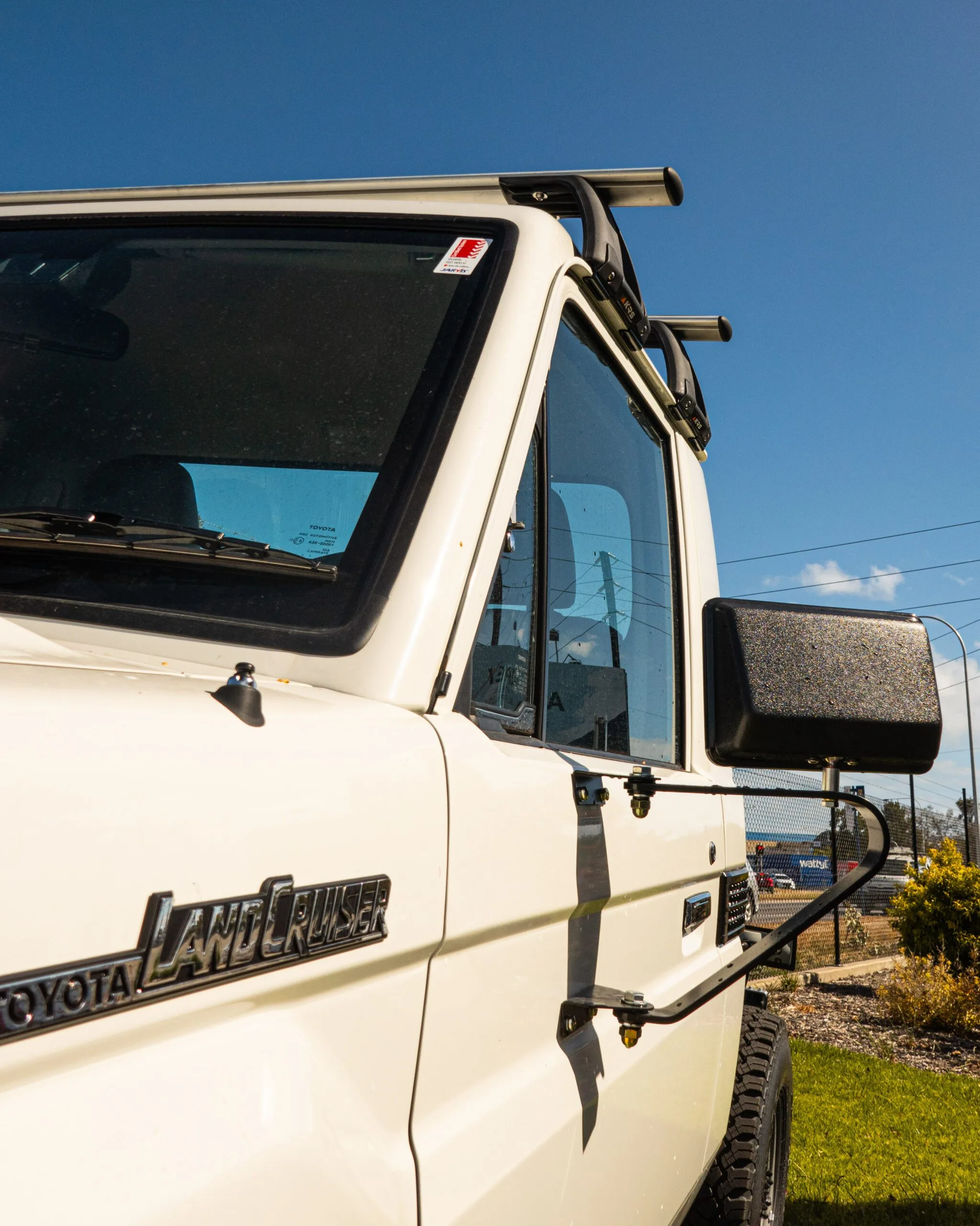 Toyota LandCruiser 70 Roof Racks - Image 6
