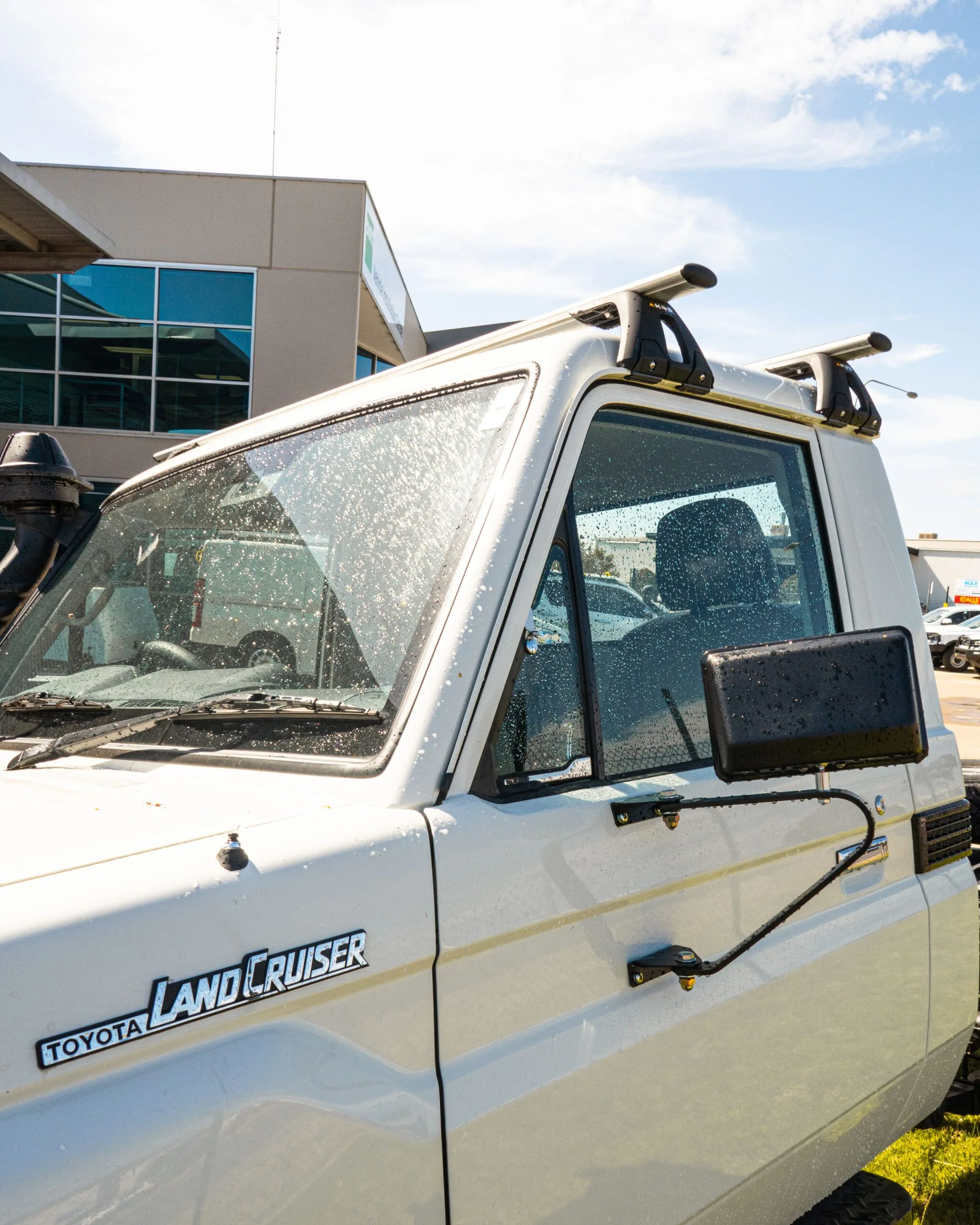Toyota LandCruiser 70 Roof Racks - Image 2