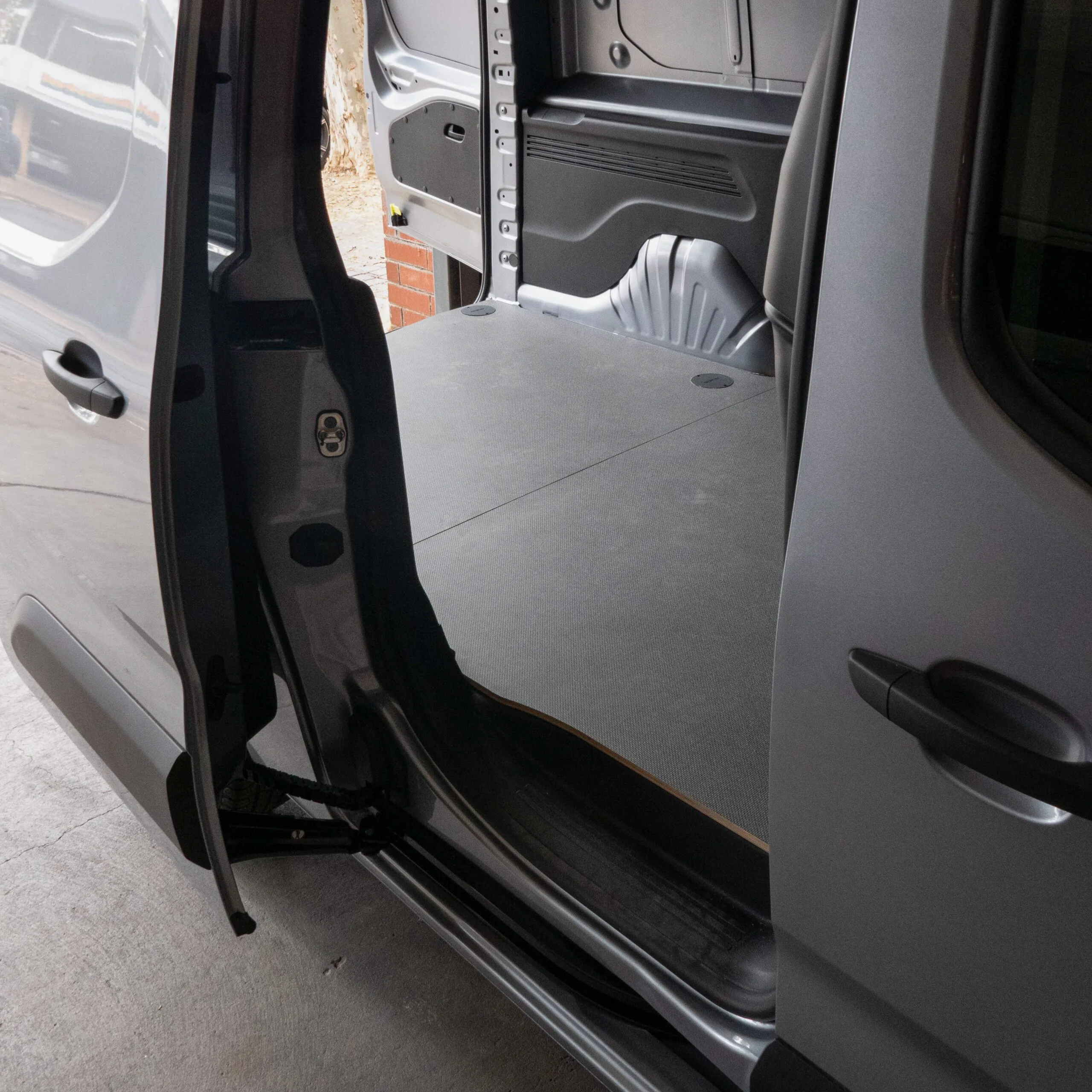 Peugeot Partner MY19+ Van Floor - Image 2