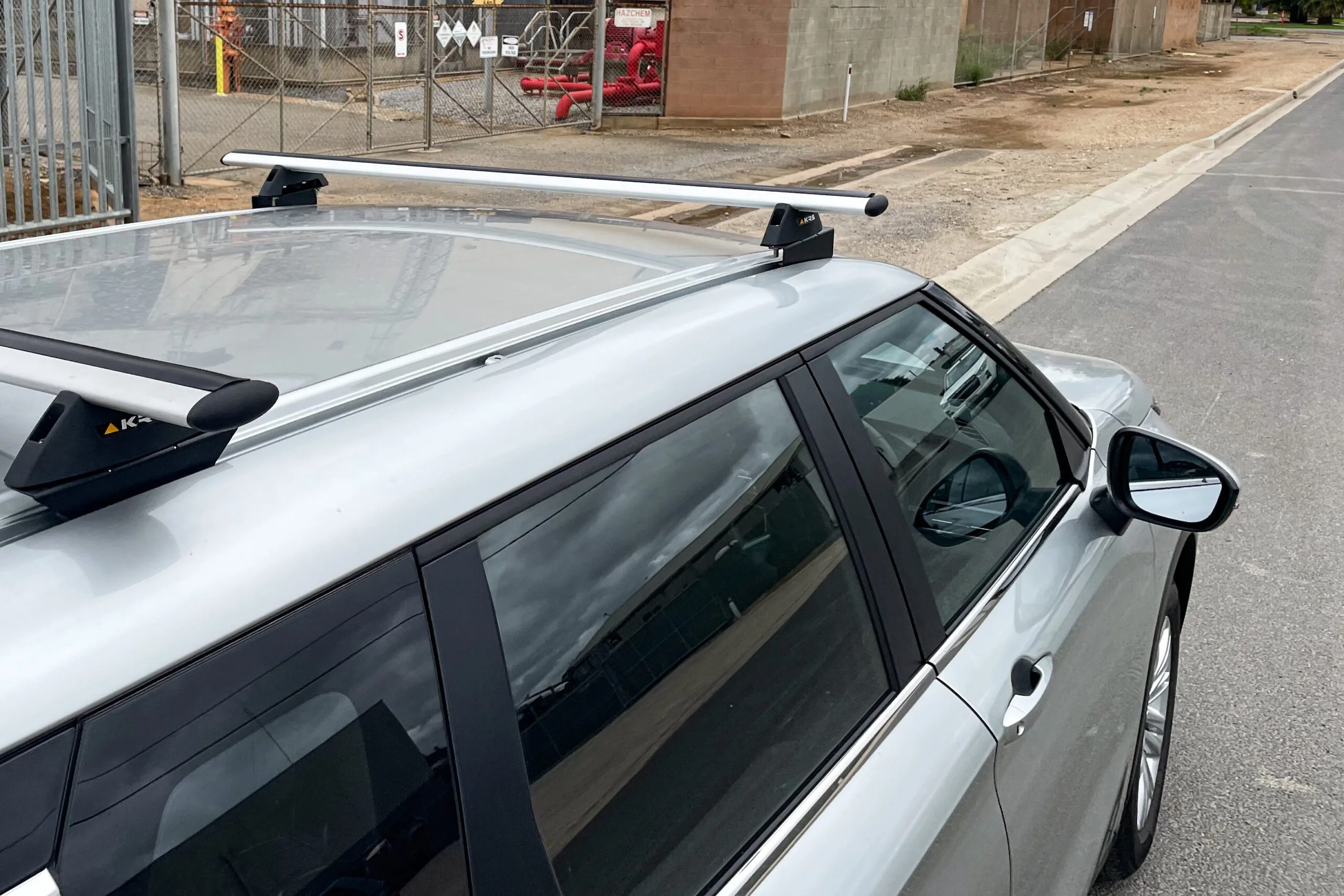Mitsubishi Outlander ES MY21+ Roof Racks - Image 6