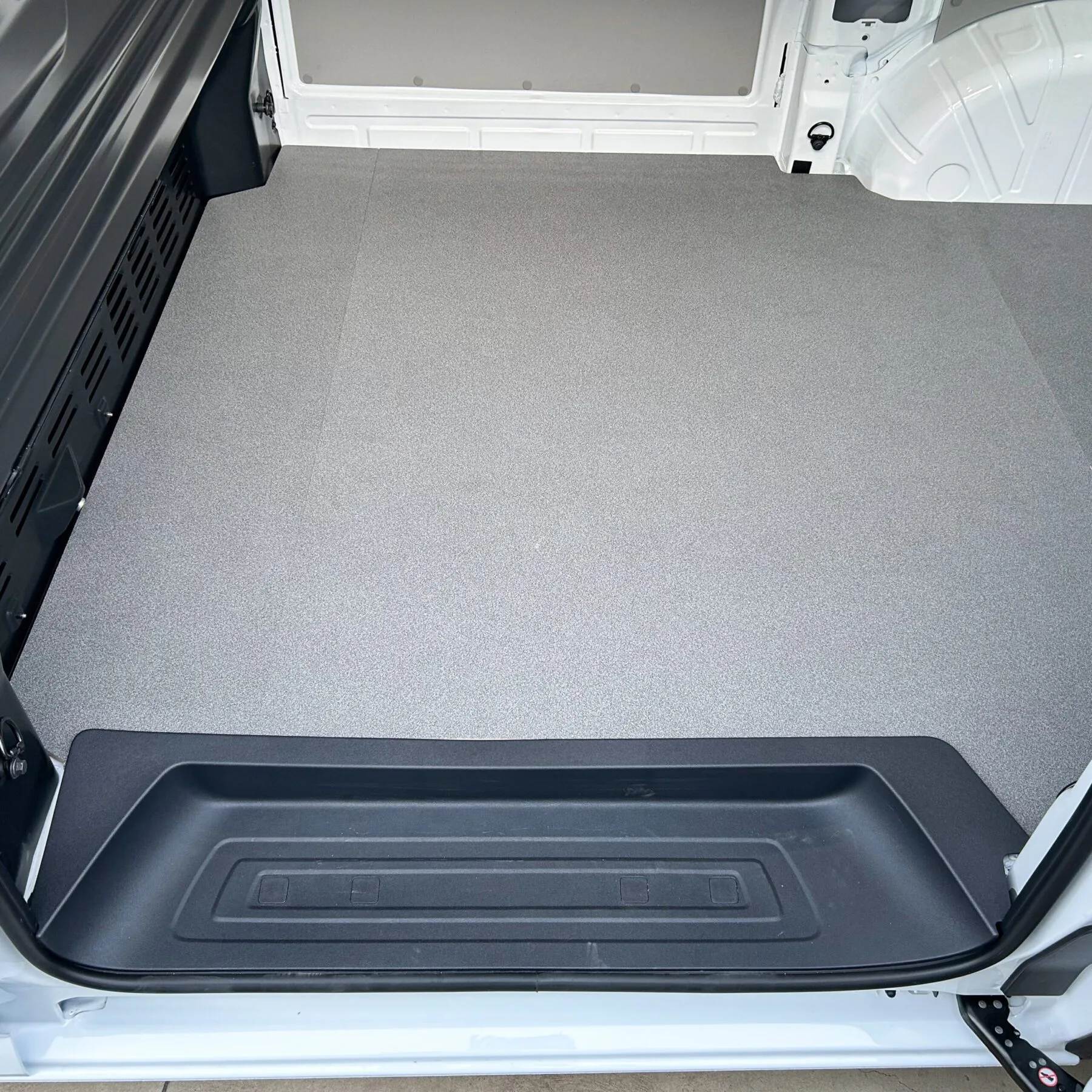 Ford Transit Custom MY24+ Van Floor - Image 2