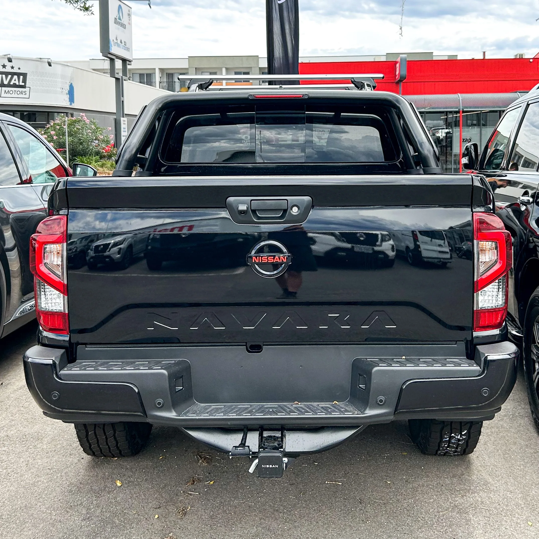 Nissan Navara NP300 Pro-4X MY21+ Roof Racks - Image 5