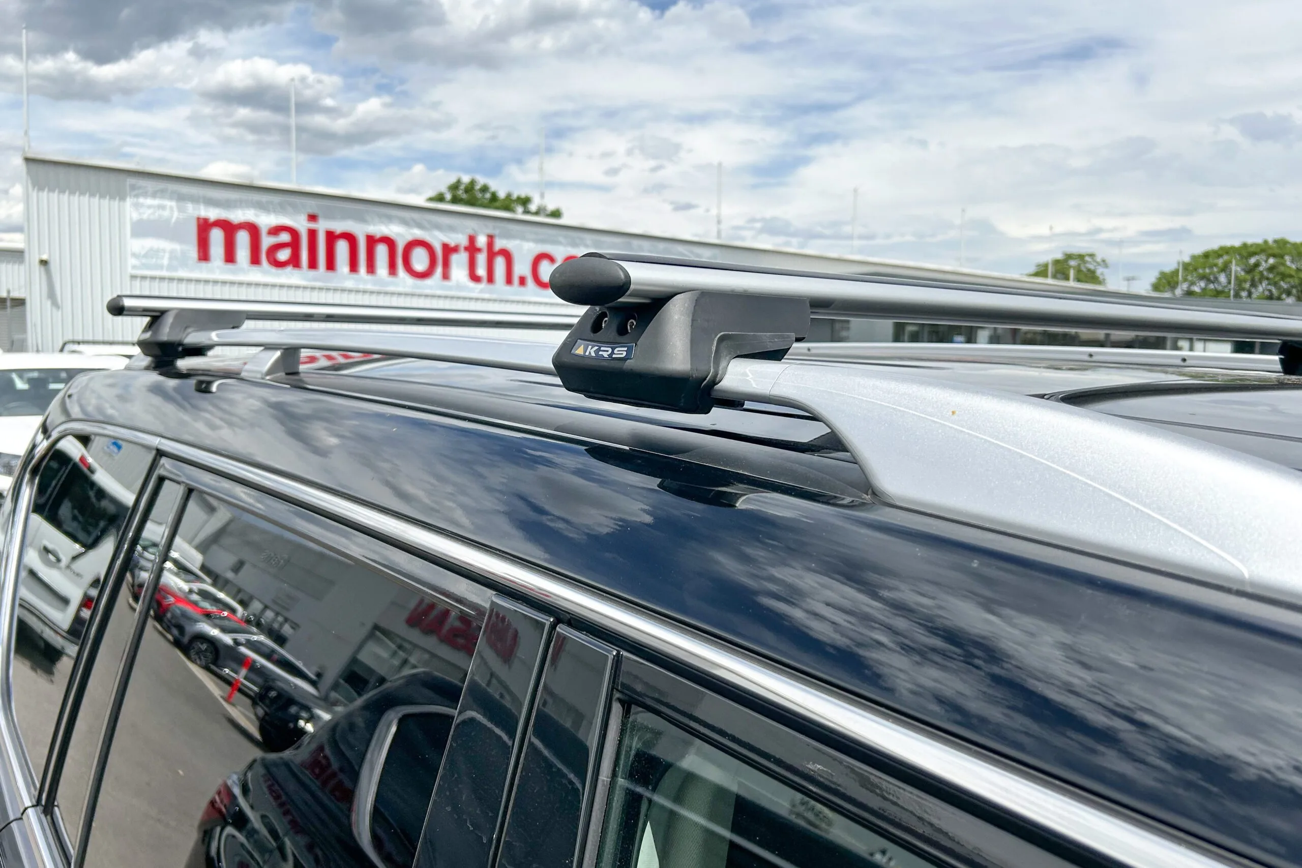 Nissan Patrol Ti-L MY21+ Roof Racks - Image 2