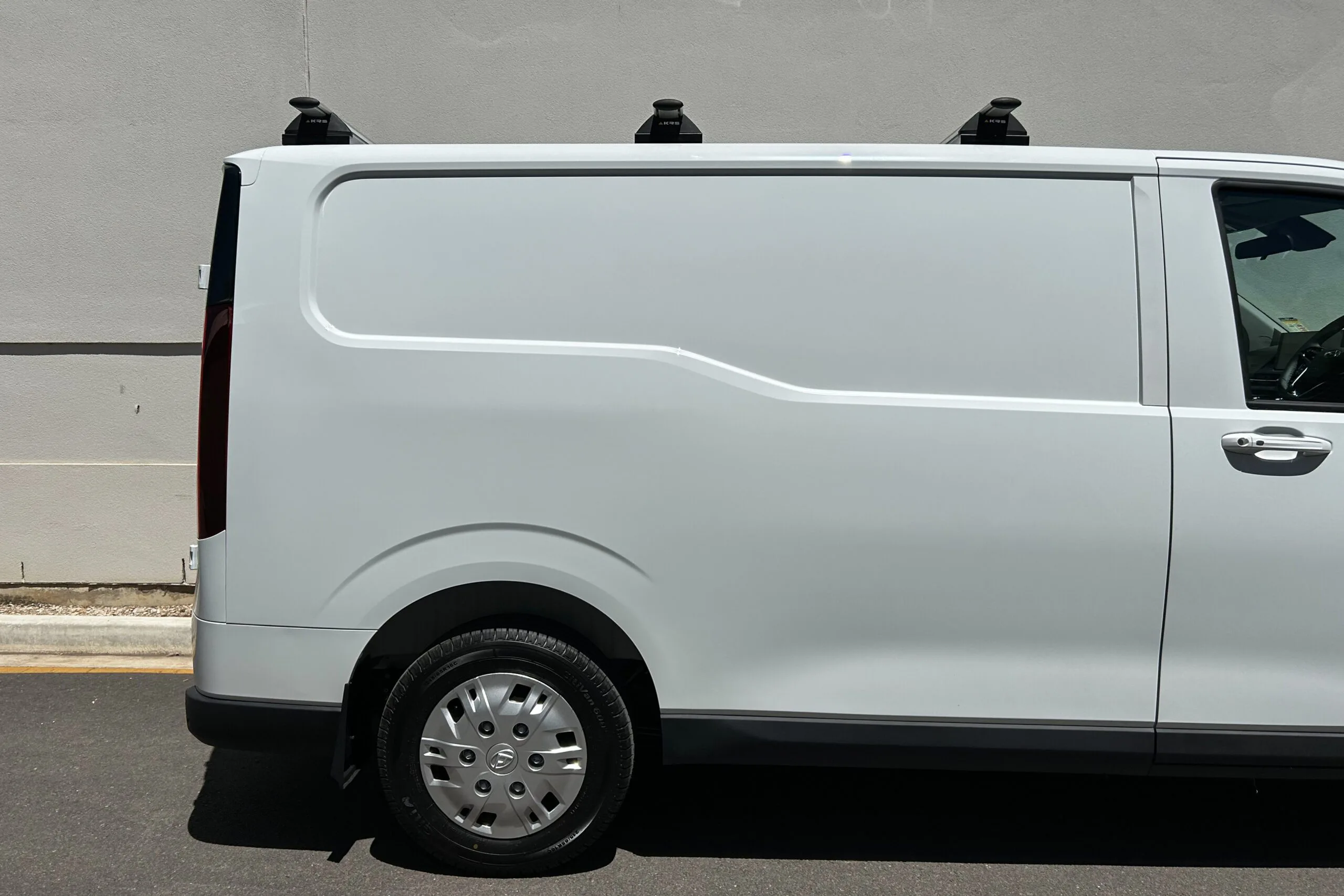 LDV Deliver7 MY24+ Roof Racks - Image 2