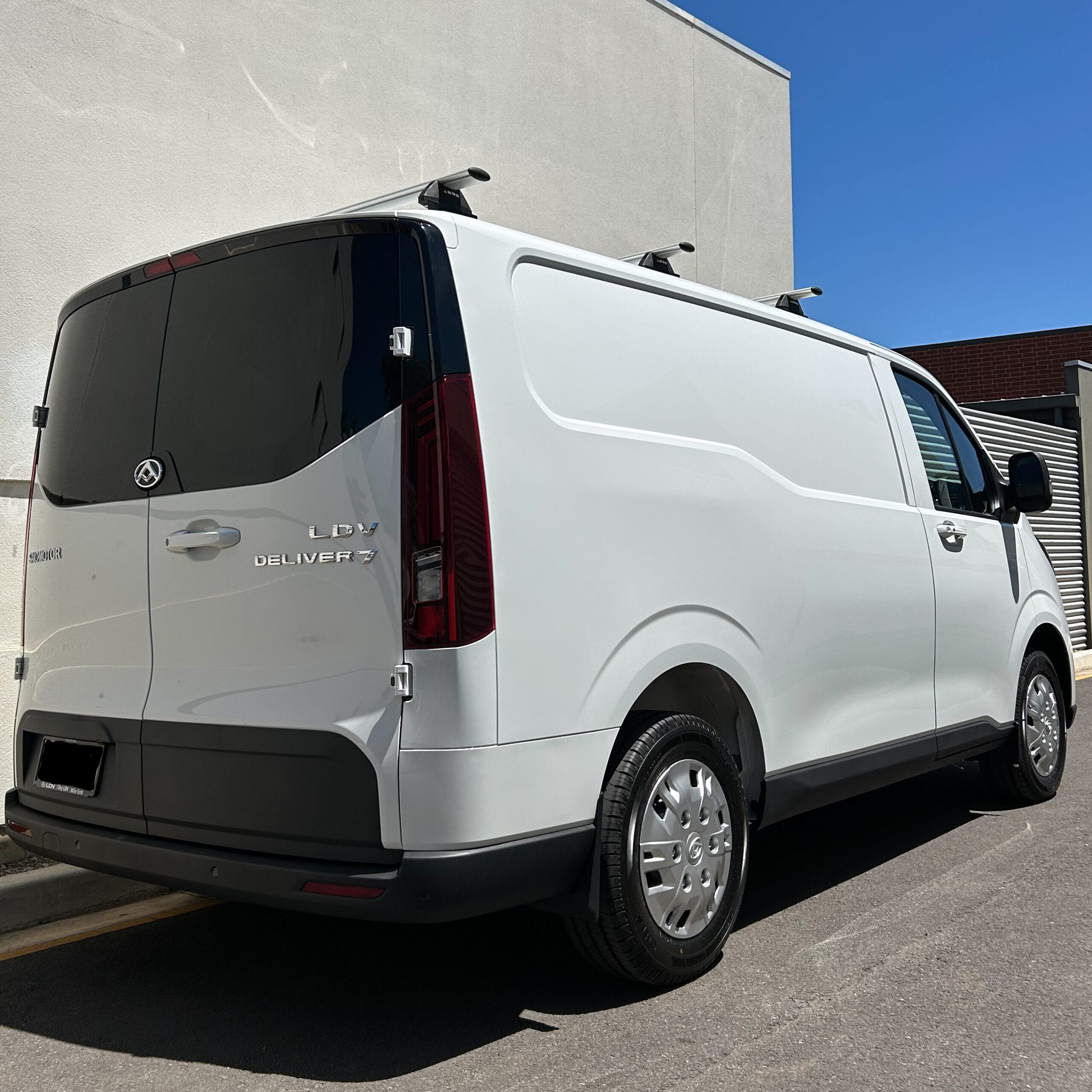 LDV Deliver7 MY24+ Roof Racks - Image 6