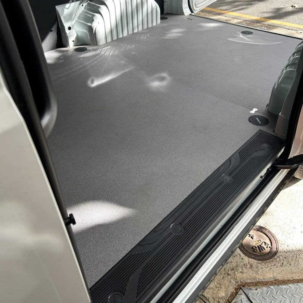 LDV Deliver7 Van Floor MY24+ - Image 11