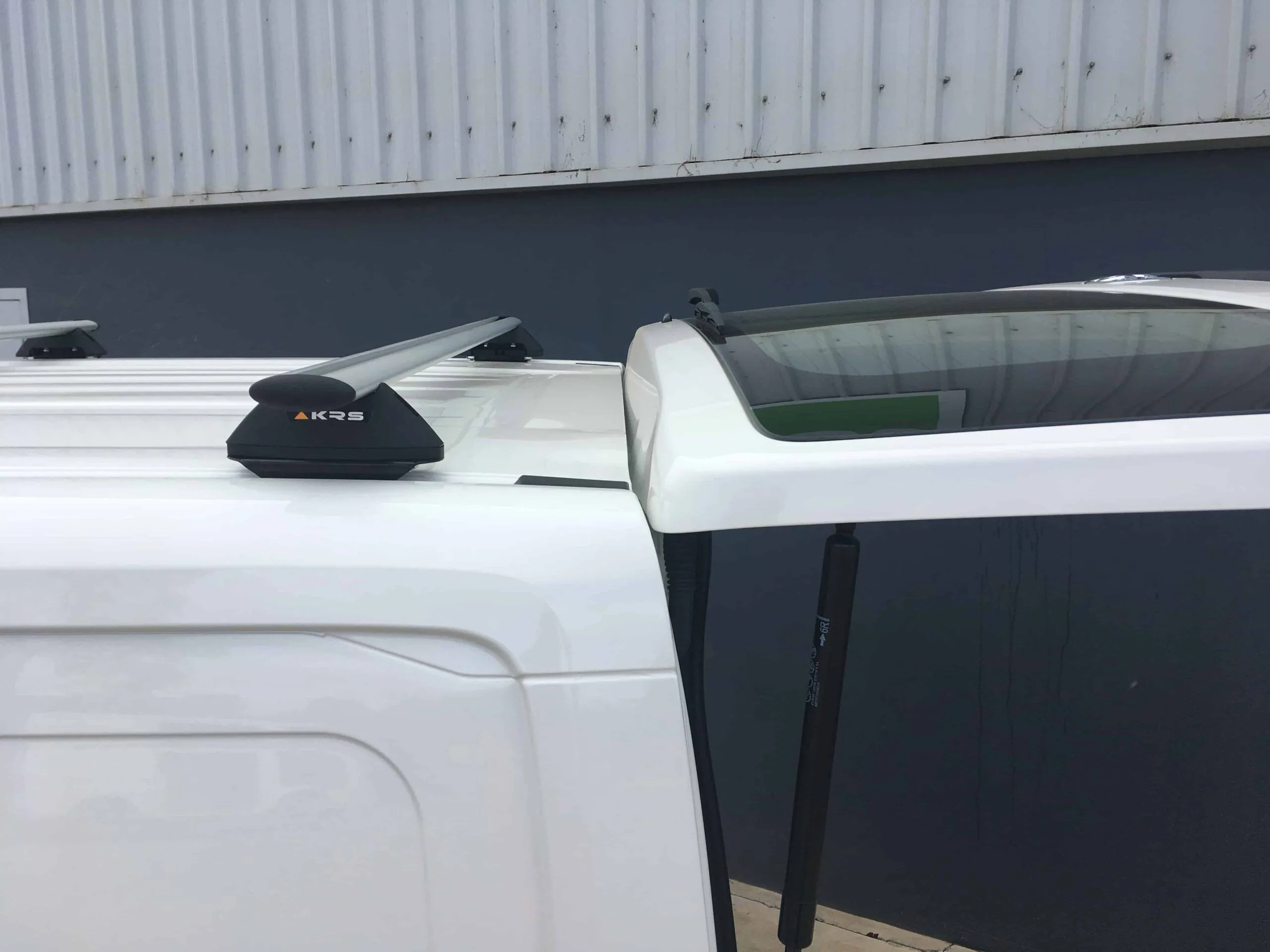 Toyota Hiace MY19+ Roof Racks